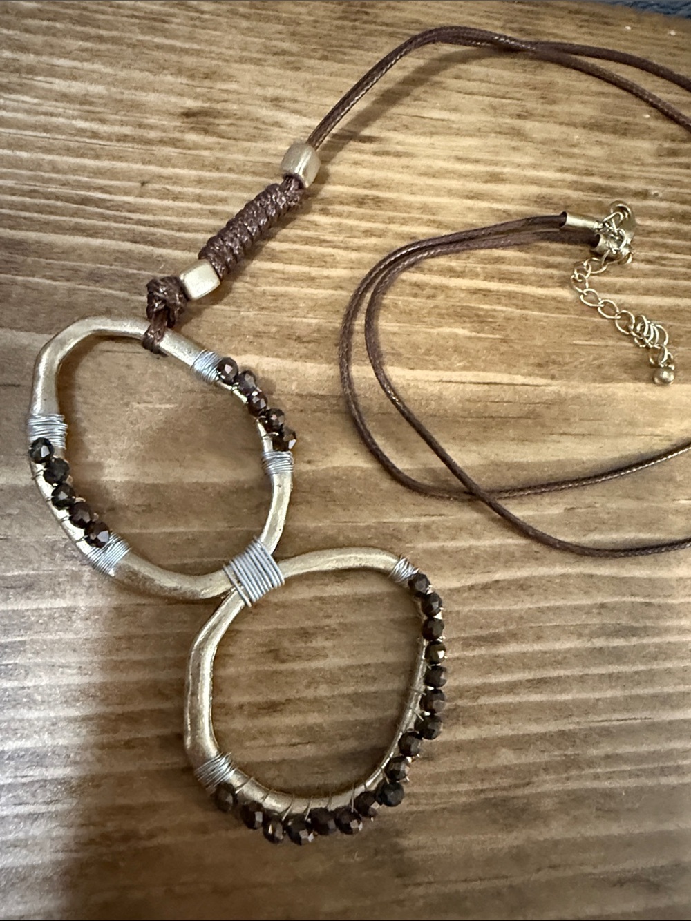 Brown Bead & Gold Double Hoop Pendant Necklace NWOT